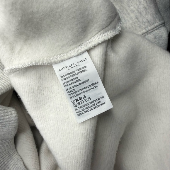 American Eagle Every Day Luxe Mock Neck Sweatshirt Size XL Light Heather Gray - Picture 13 of 14